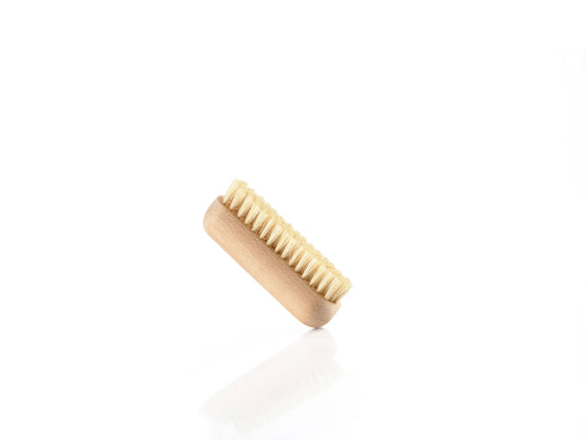 Inu Nail Brush